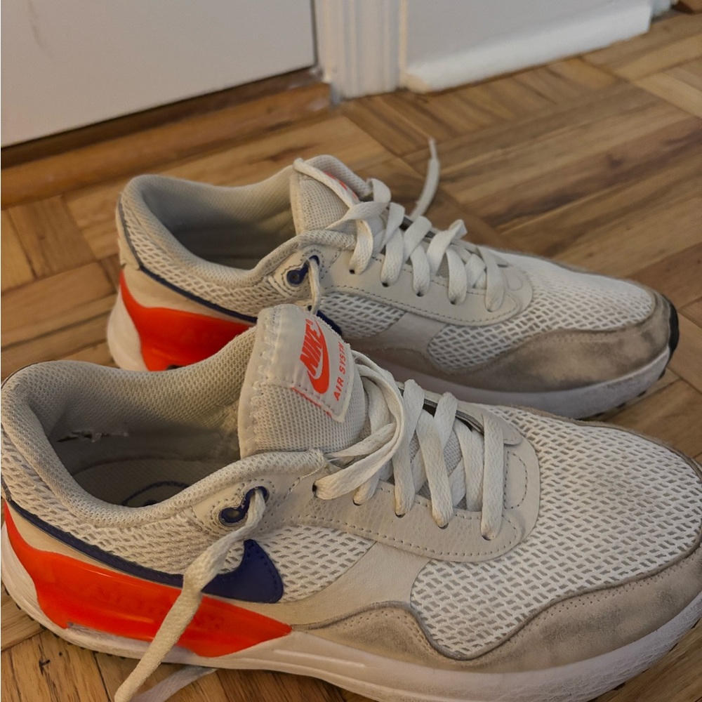 NIKE WOMEN’S AIR MAX SYSTM - WHITE & LAPIS